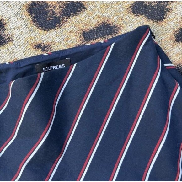 EXPRESS Tiered Asymmetrical Ruffle Navy Blue Red White Striped Skirt (Size 8) - Picture 5 of 6